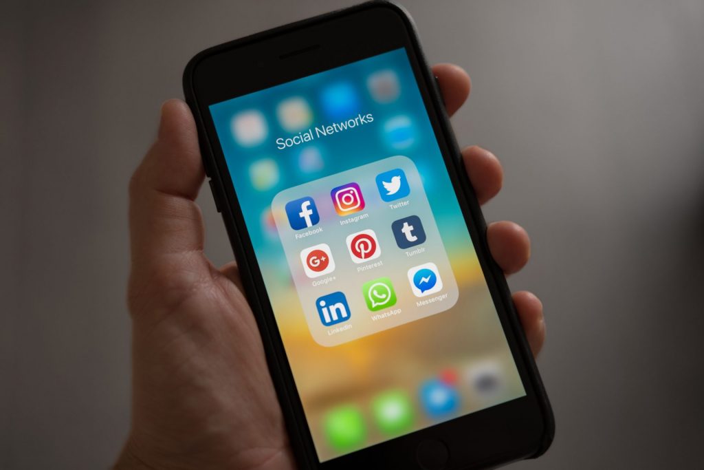 Right Social Media Platform